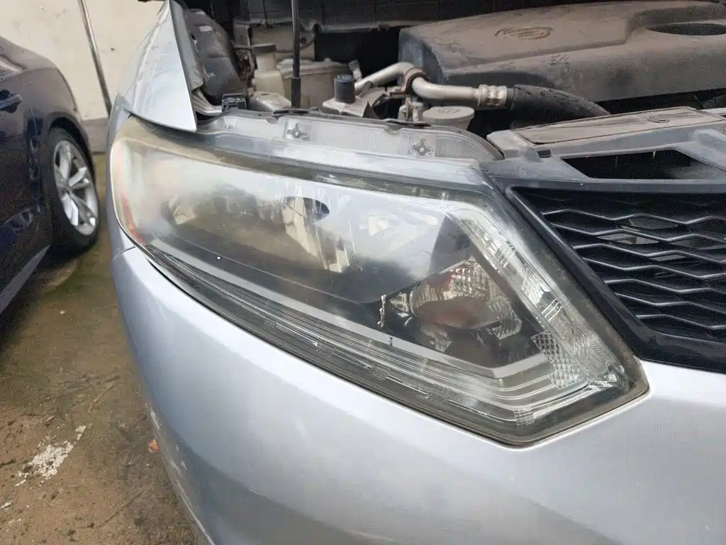 Nissan X-Trail — миниатюра 7