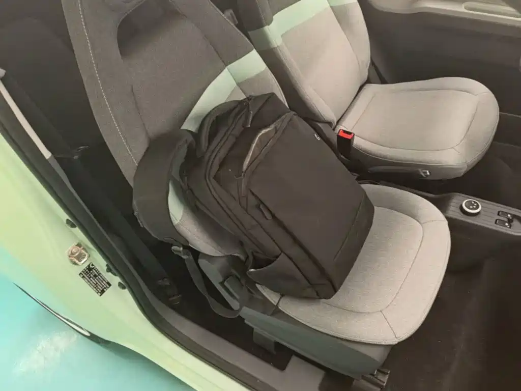 Wuling MINIEV — миниатюра 25