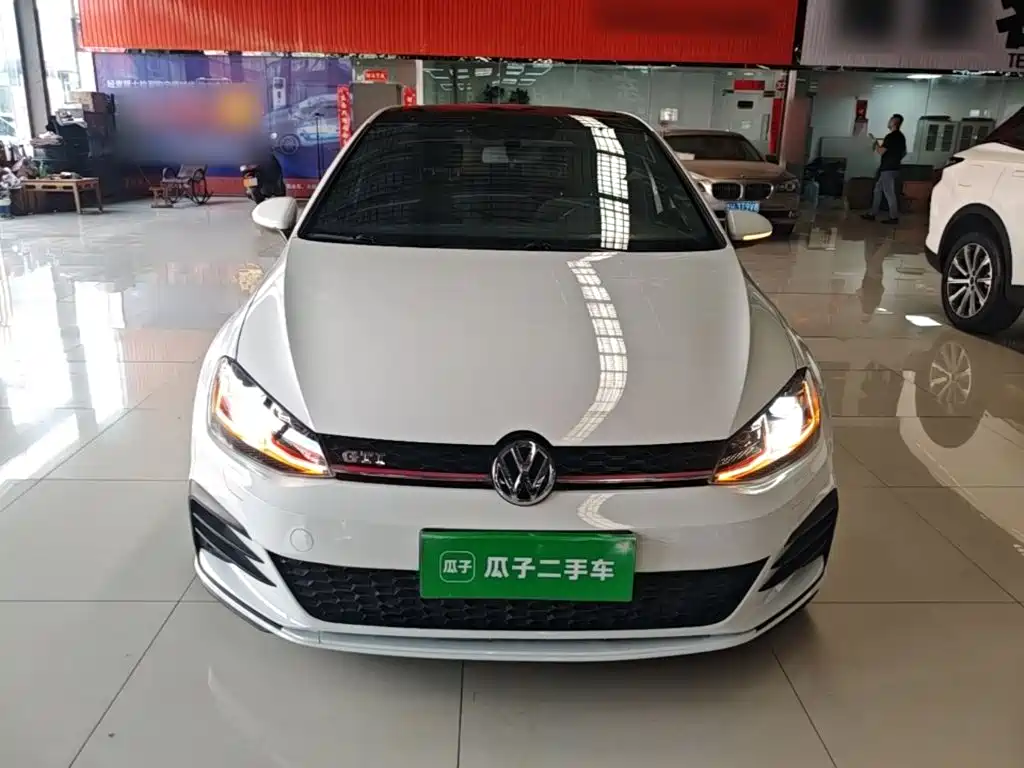 Volkswagen Golf — миниатюра 3