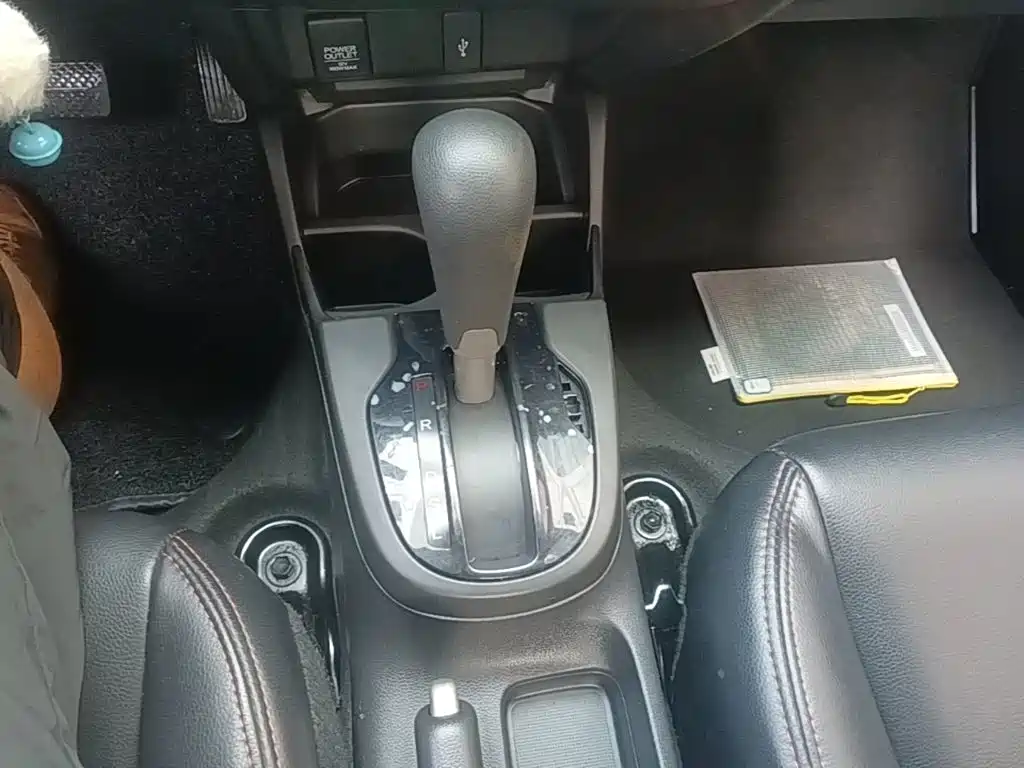 Honda Fit — миниатюра 14