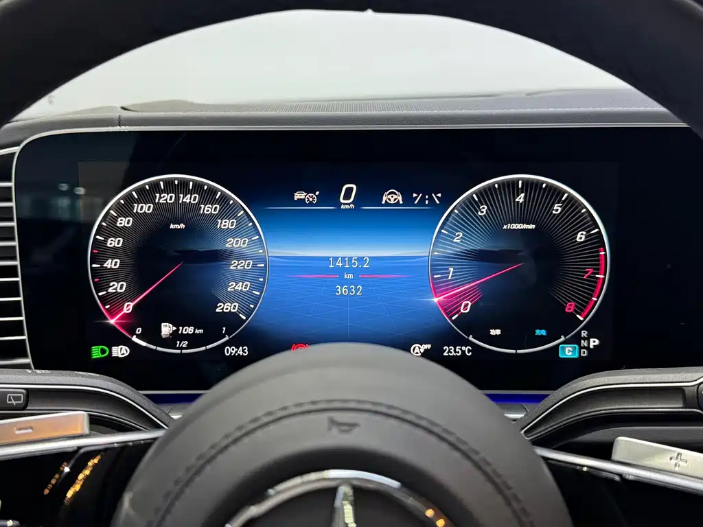 Mercedes-Benz GLS — миниатюра 14