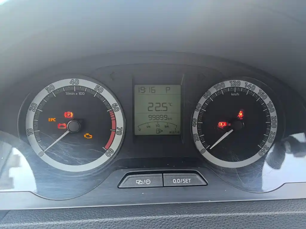 Skoda Rapid — миниатюра 12
