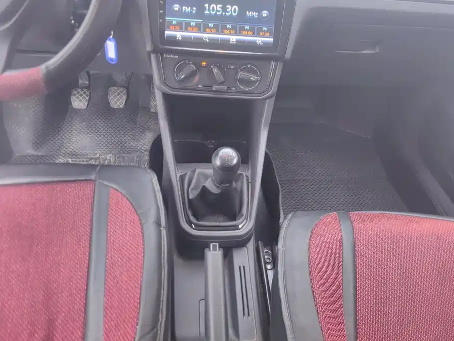 Volkswagen Jetta — миниатюра 16