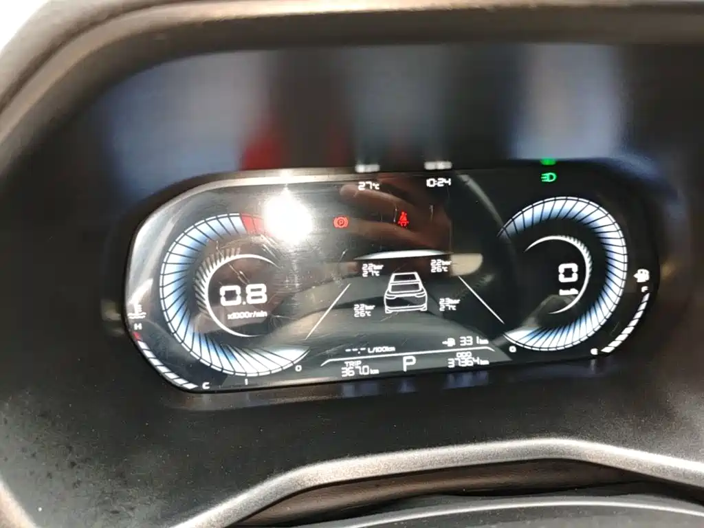 Geely Emgrand — миниатюра 12