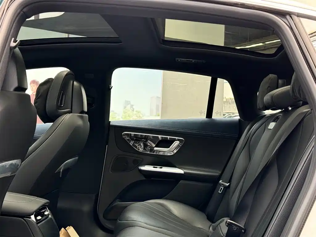 Mercedes-Benz EQE 2025 500 4MATIC