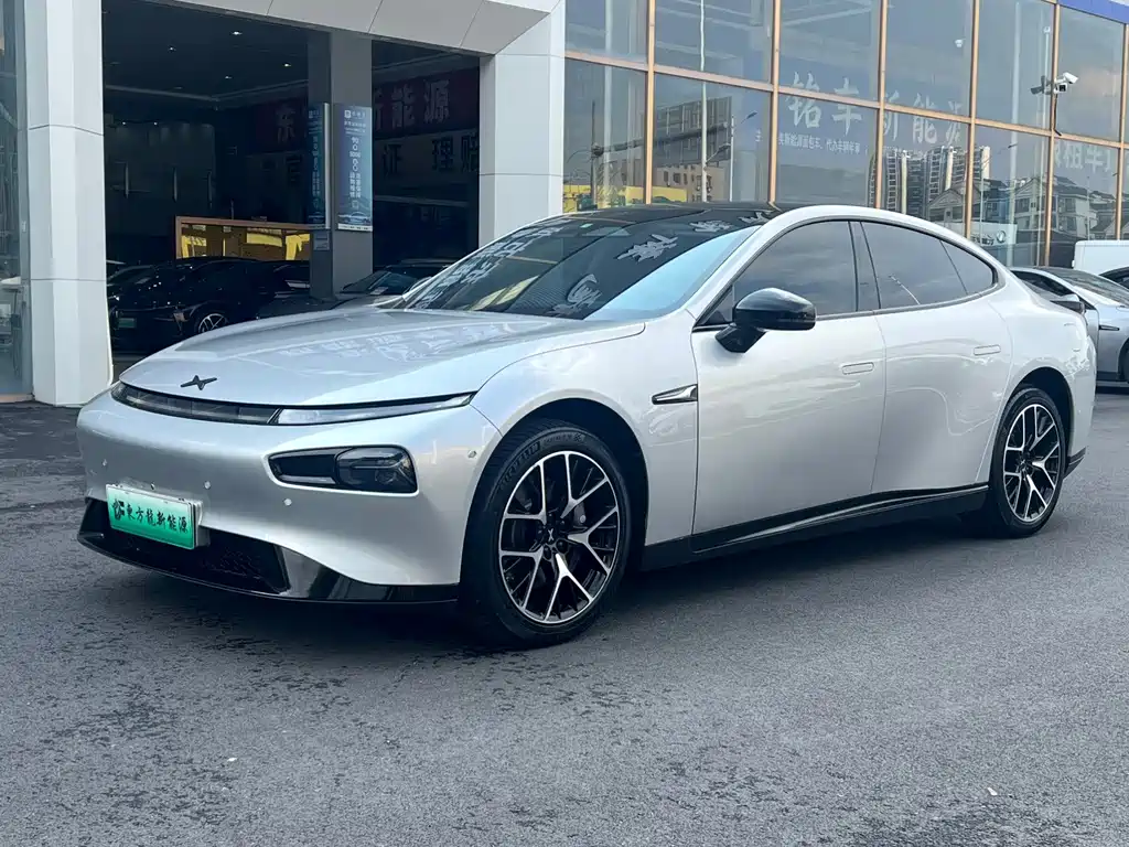 XPeng P7 — миниатюра 4