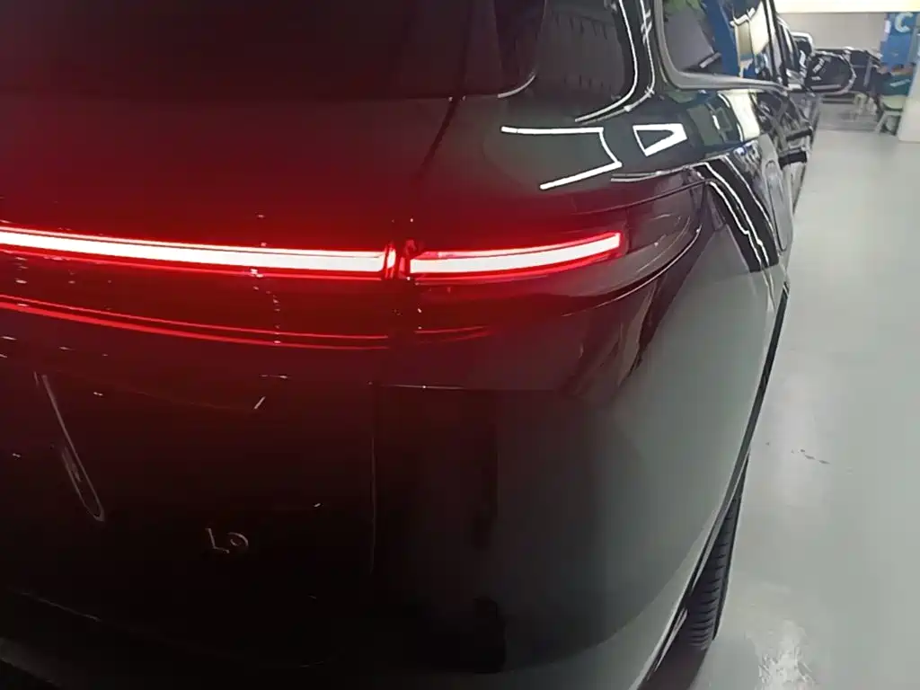 Li Auto Li L9 — миниатюра 8