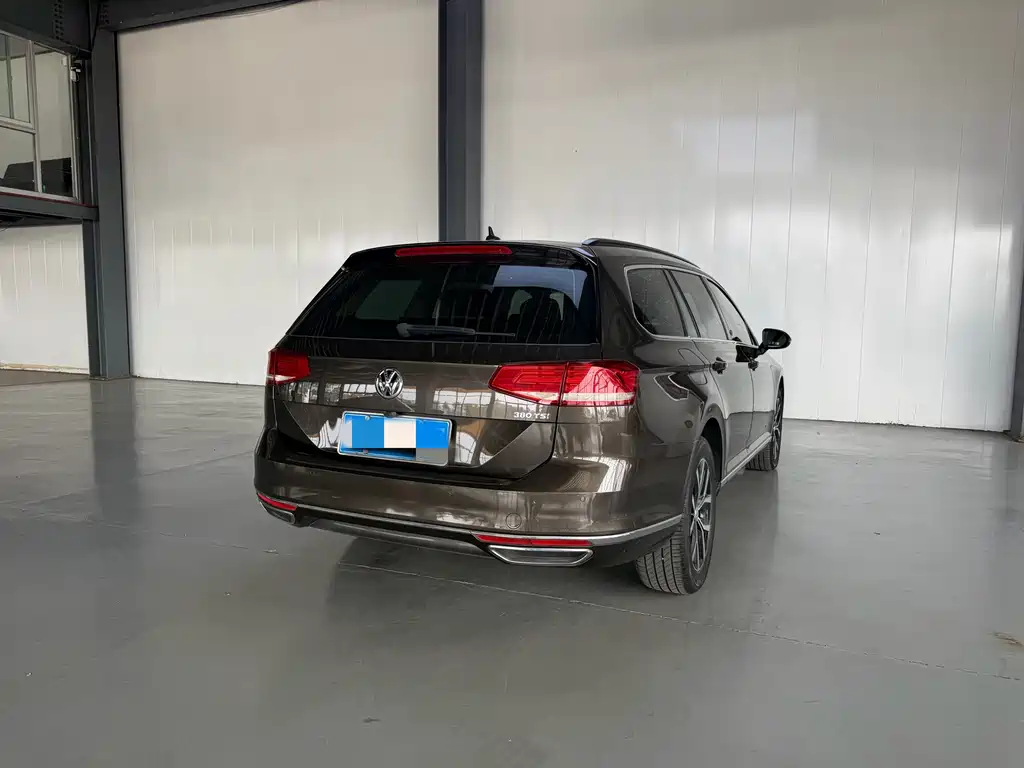 Volkswagen Viloran — миниатюра 4