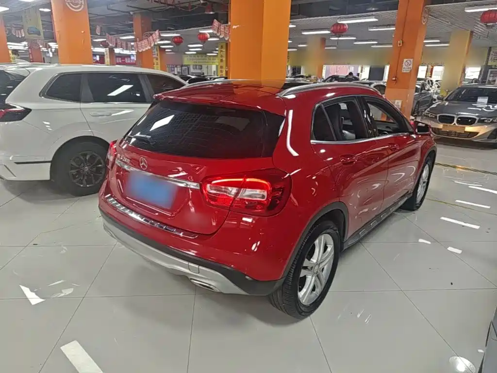 Mercedes-Benz GLA — миниатюра 7