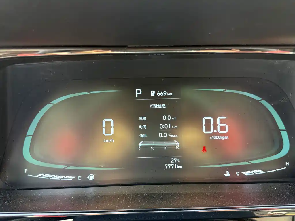 Hyundai Elantra — миниатюра 10