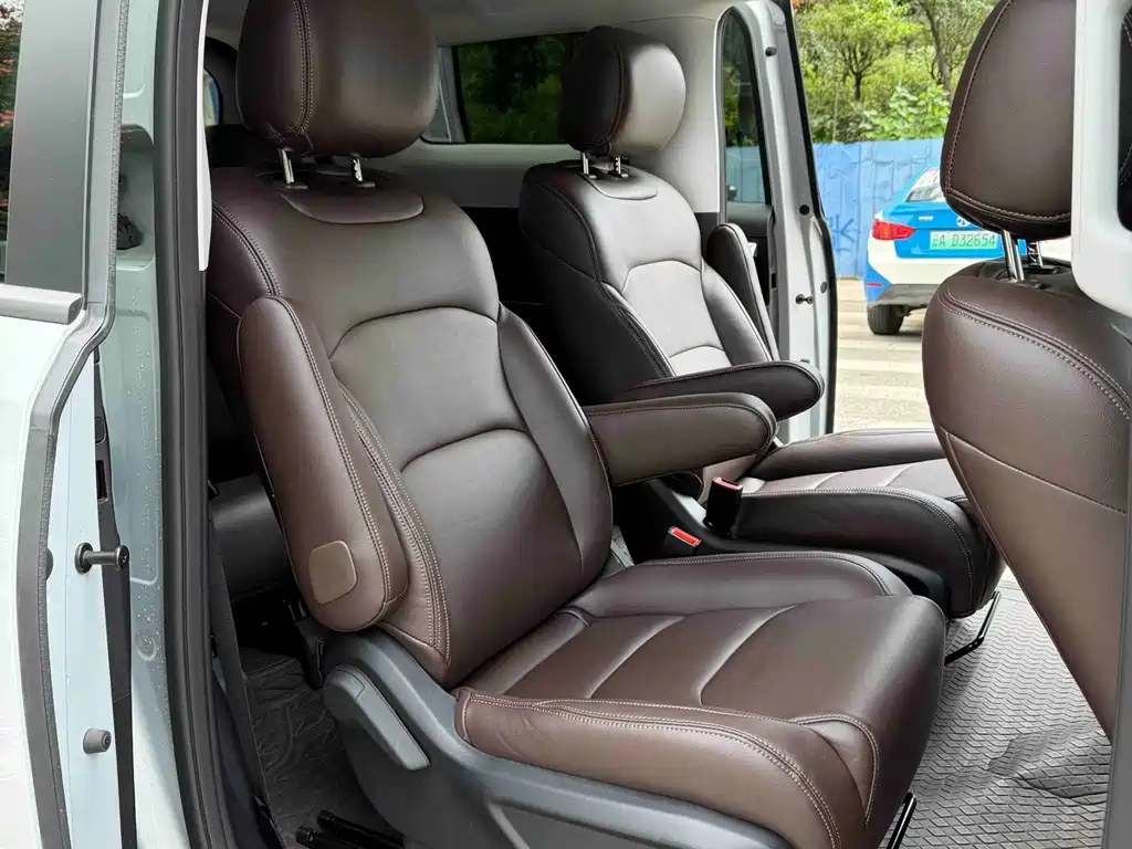 Wuling 星光730 — миниатюра 17