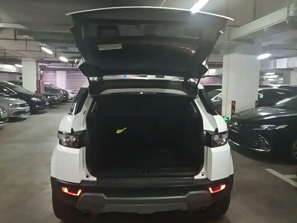 Land Rover Evoque — миниатюра 19