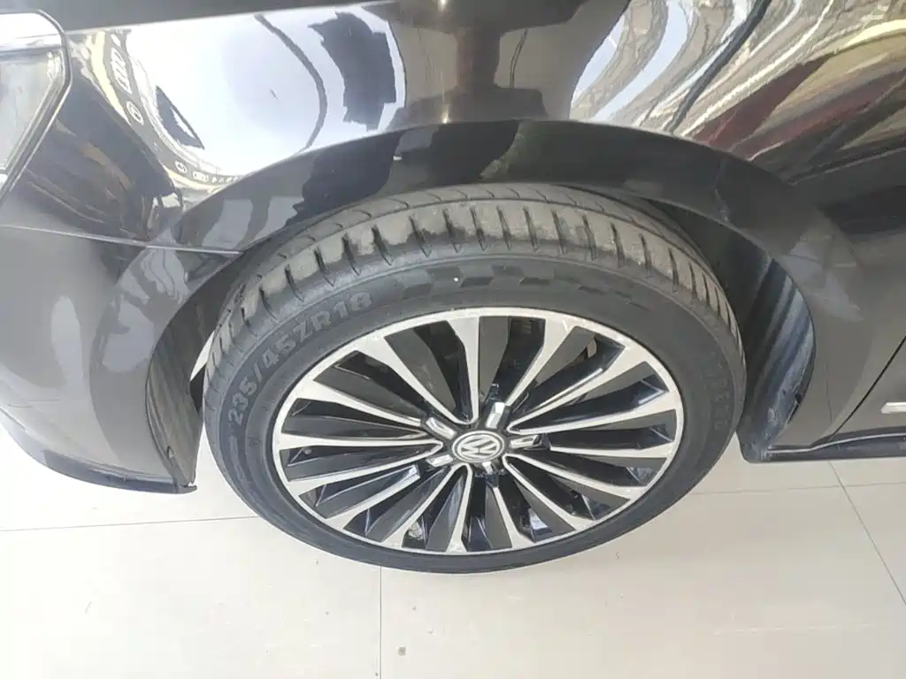 Volkswagen Passat — миниатюра 23