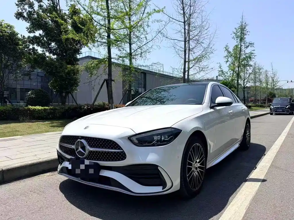 Mercedes-Benz C-Class 2023