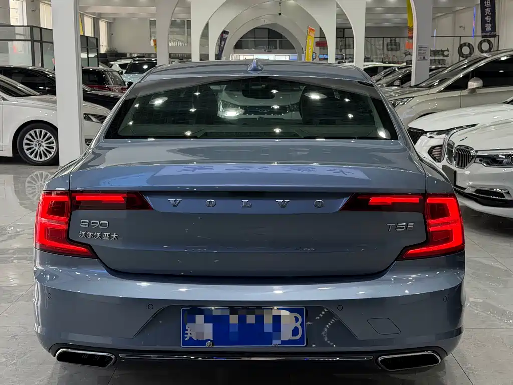 Volvo S90 — миниатюра 5
