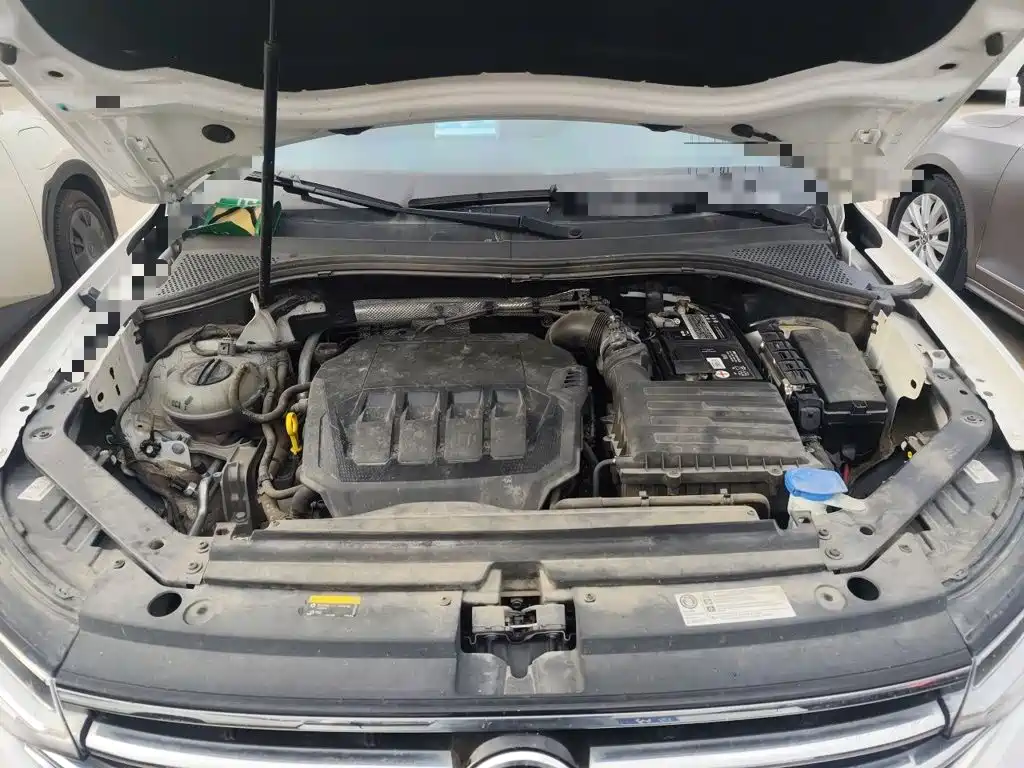 Volkswagen Tiguan L — миниатюра 11