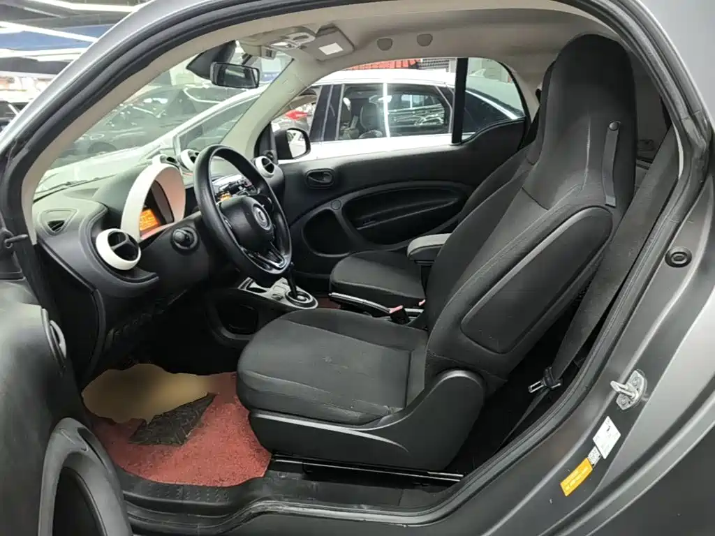 smart Smart Fortwo — миниатюра 15