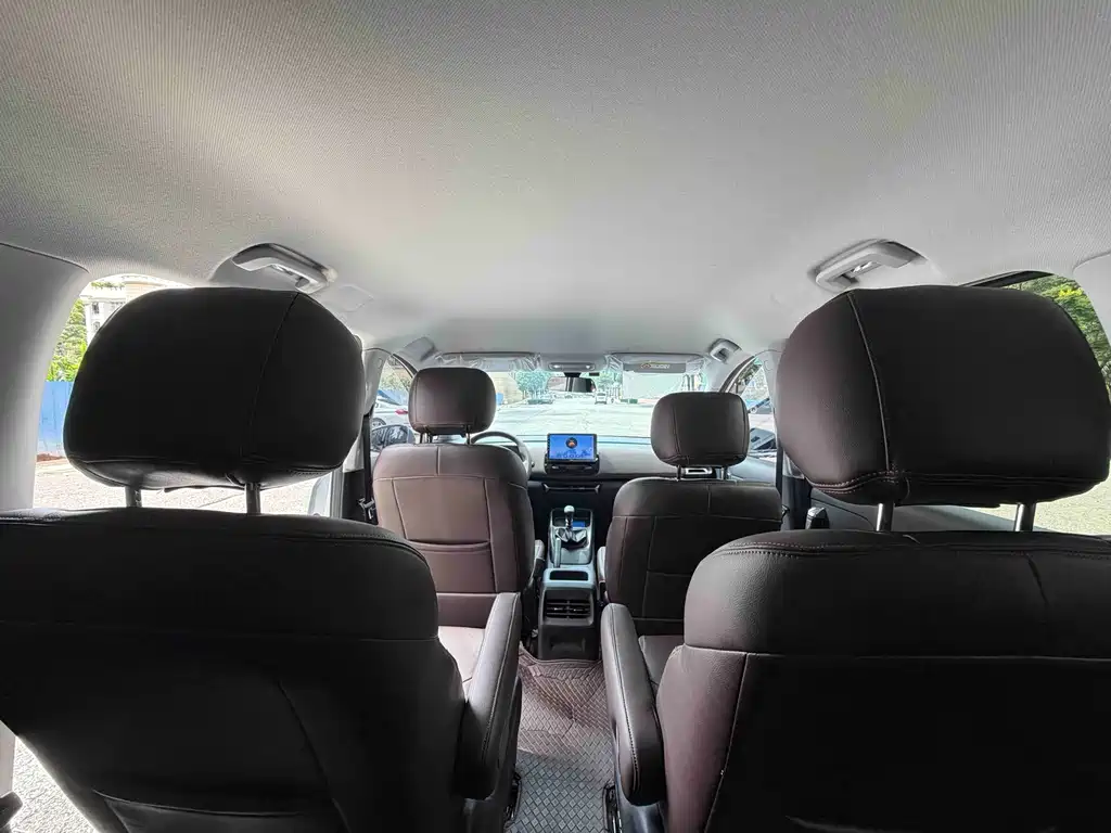 Wuling 星光730 — миниатюра 13
