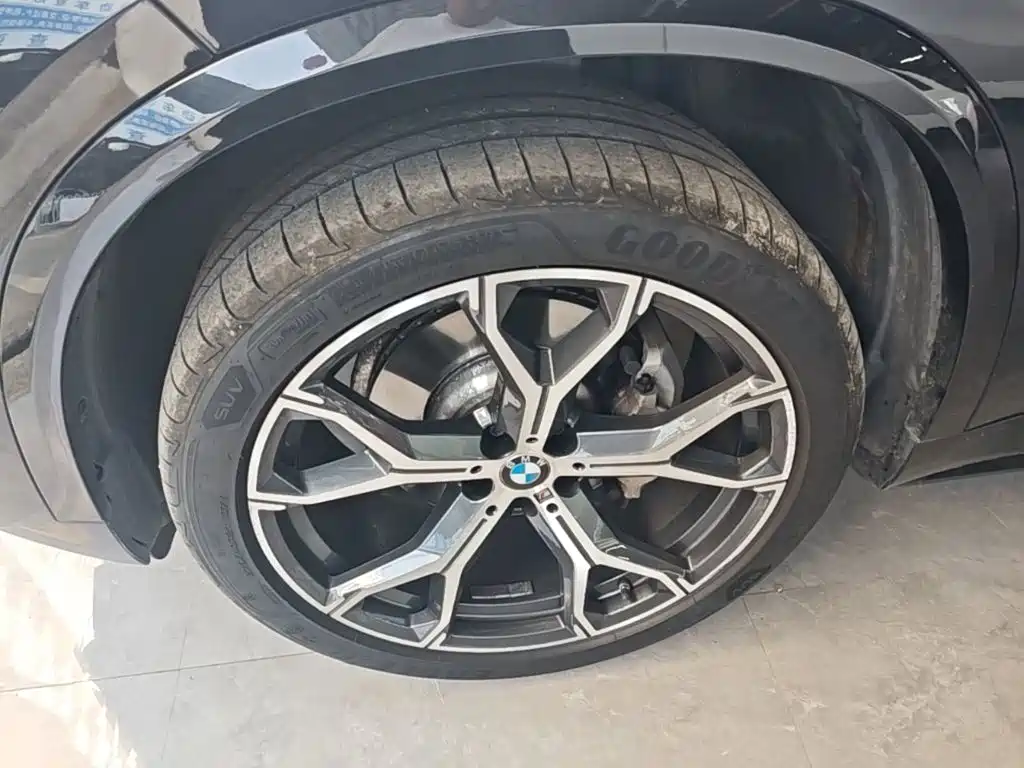 BMW X5 — миниатюра 23