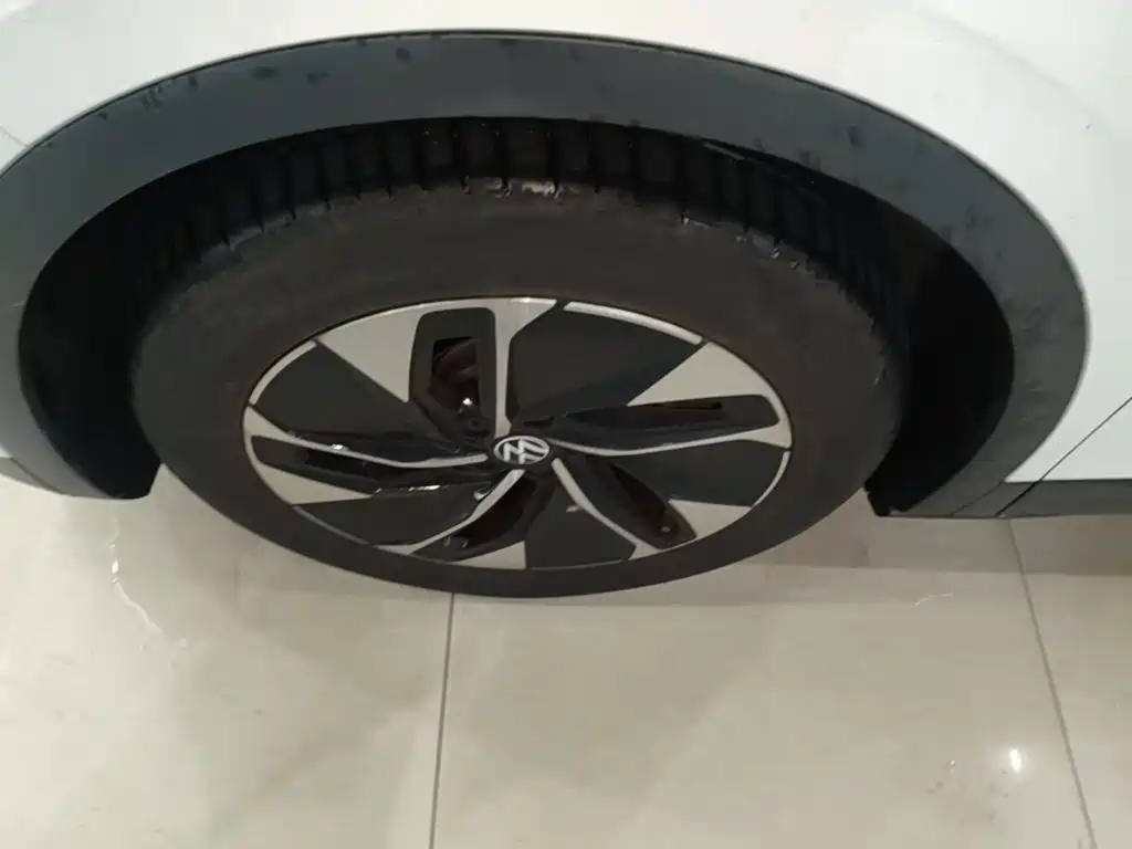 Volkswagen ID.4 Crozz — миниатюра 23