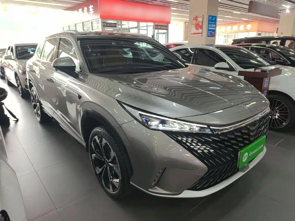 Roewe RX5 New Energy — миниатюра 4