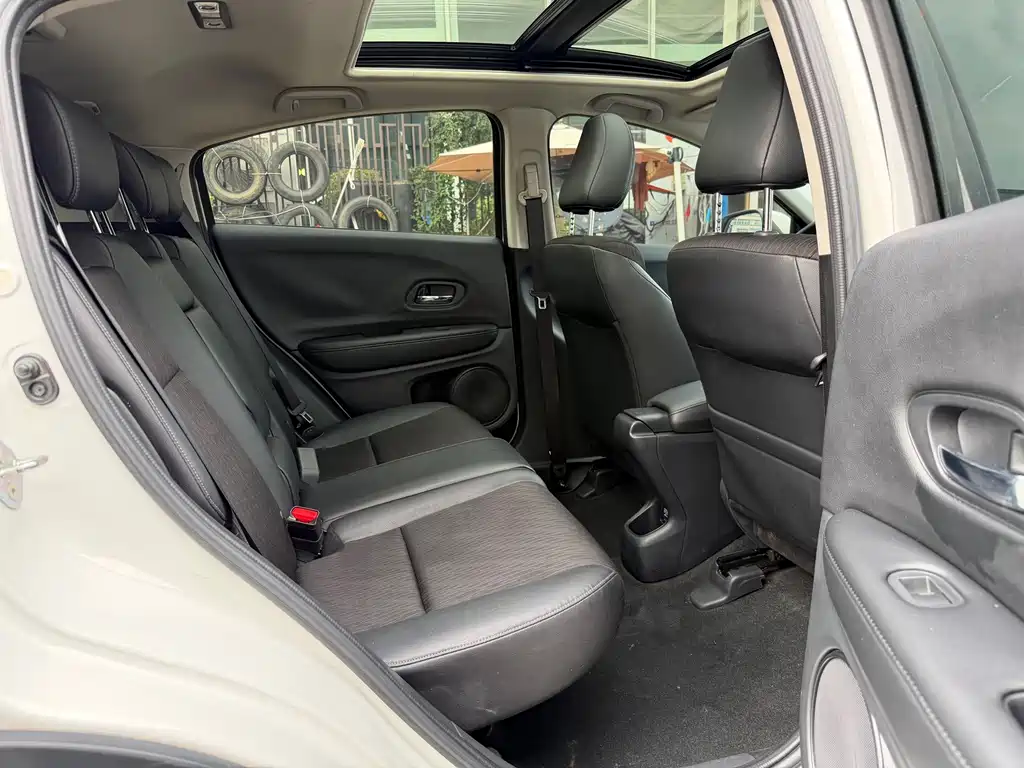 Honda Vezel — миниатюра 9