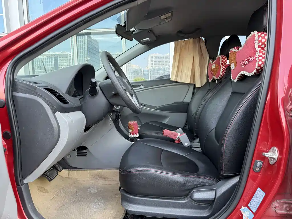 Hyundai Verna — миниатюра 6