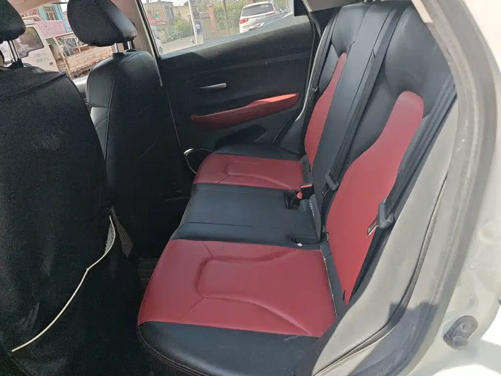 Haval H2s — миниатюра 13