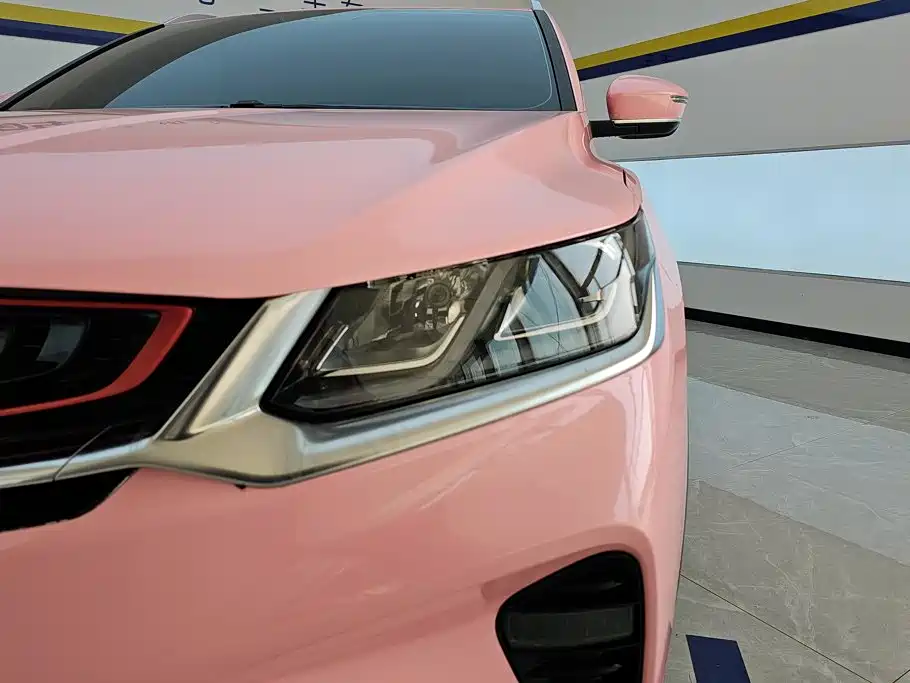 Geely Binyue — миниатюра 5