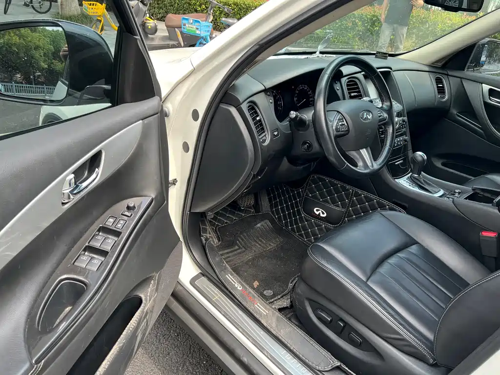 Infiniti QX50 — миниатюра 9