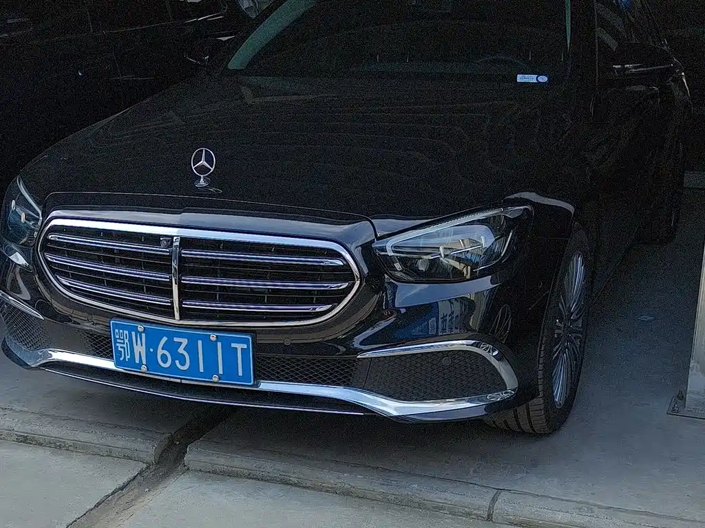 Mercedes-Benz E-Class 2022