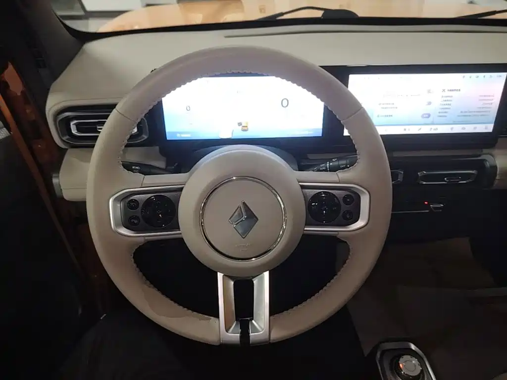 Baojun Yueye — миниатюра 11