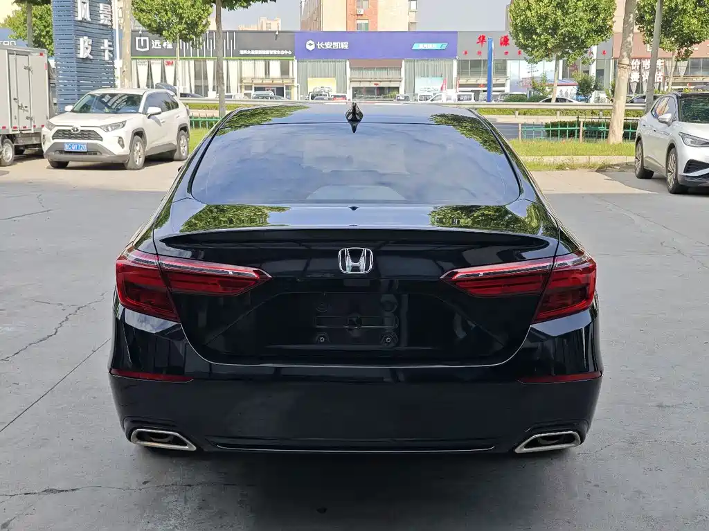 Honda Inspire — миниатюра 4
