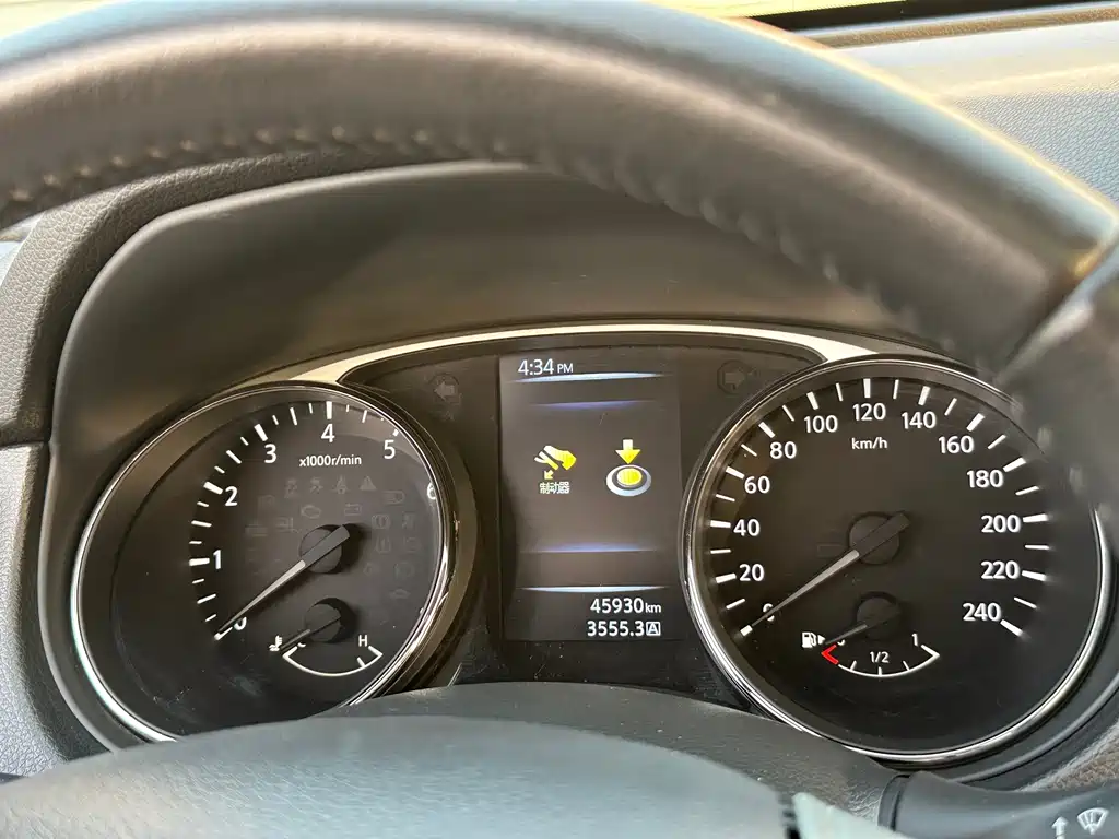 Nissan X-Trail — миниатюра 12