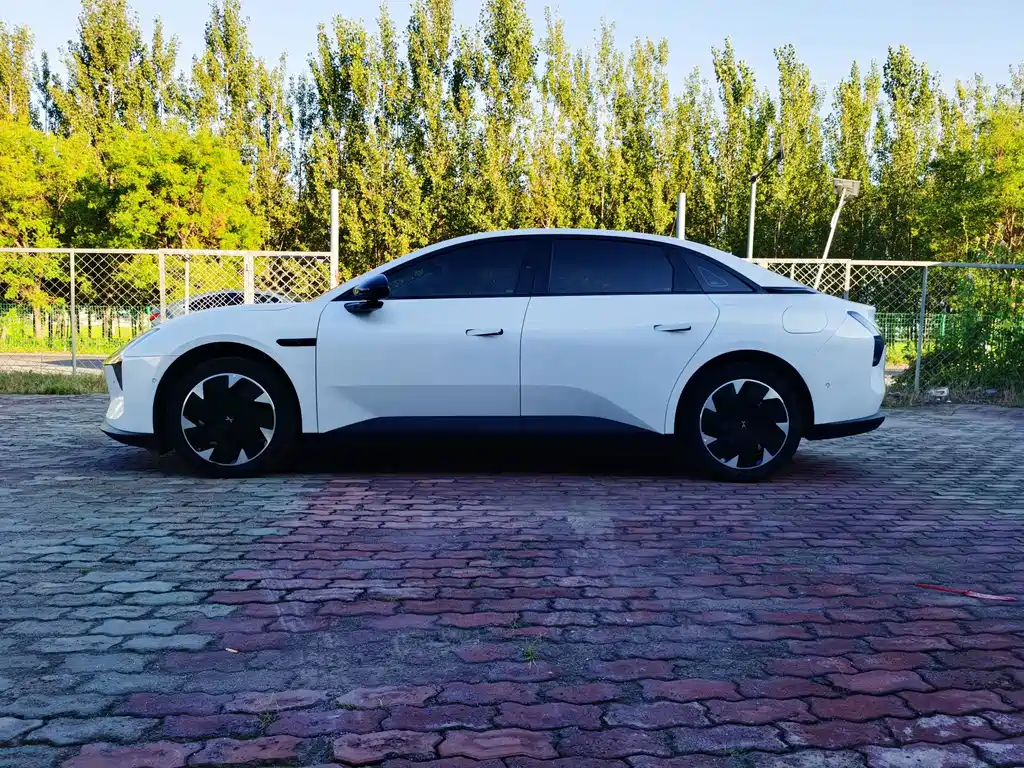 XPeng MONA M03 — миниатюра 6