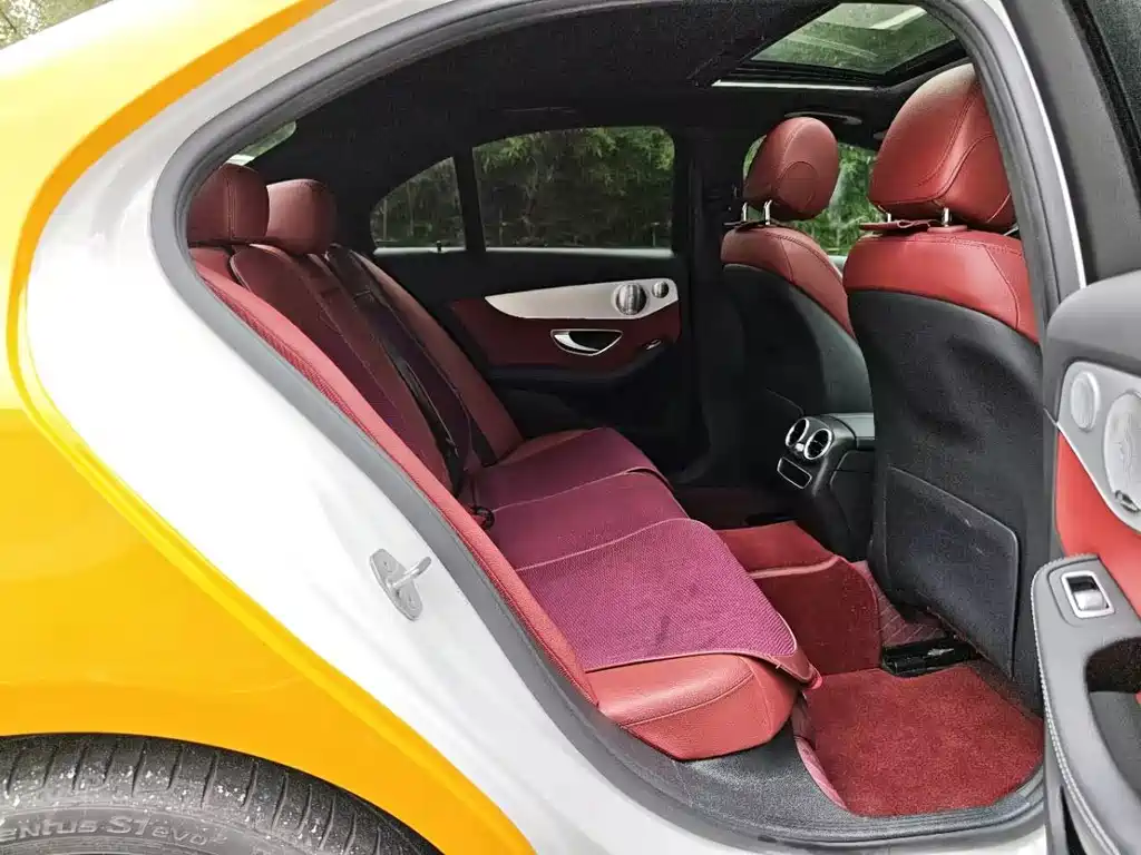 Mercedes-Benz C-Class — миниатюра 17