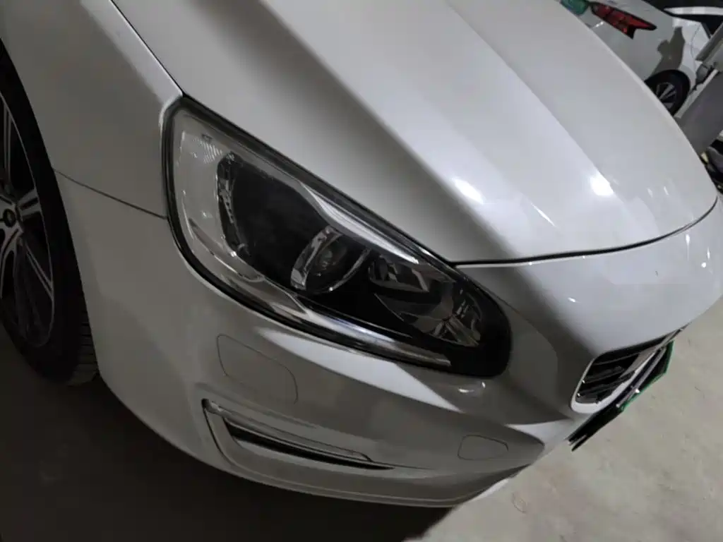 Volvo S60 — миниатюра 8