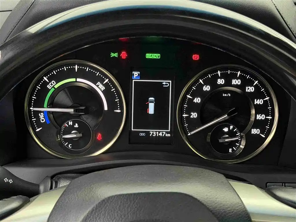 Lexus LM — миниатюра 14