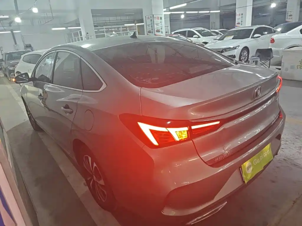Changan Eado — миниатюра 5