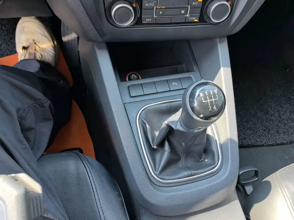Volkswagen Sagitar — миниатюра 14