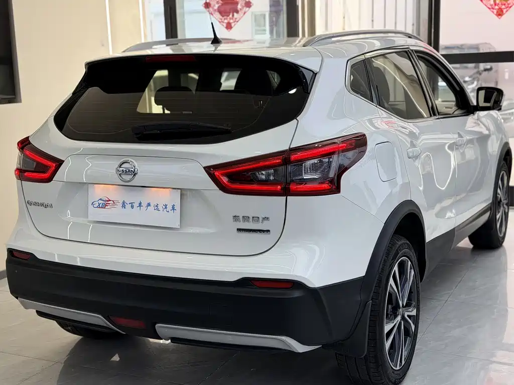 Nissan Qashqai — миниатюра 7