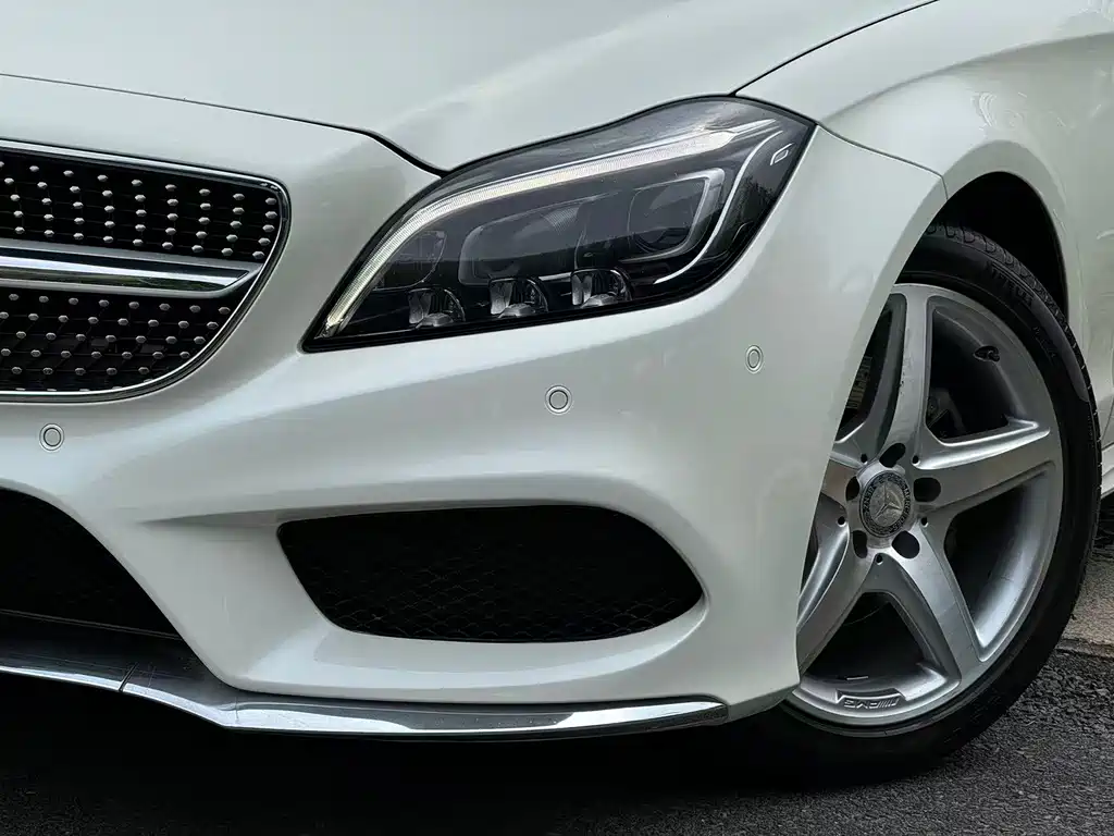 Mercedes-Benz CLS — миниатюра 17