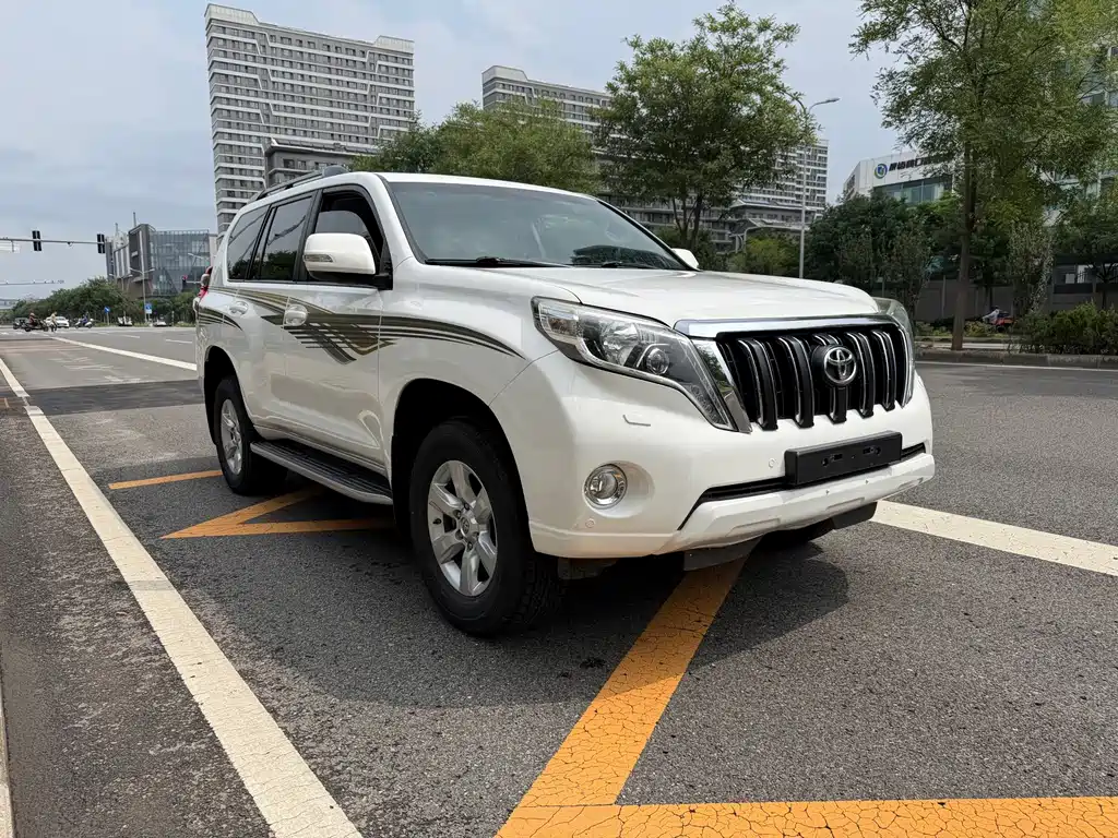 Toyota Prado — миниатюра 12