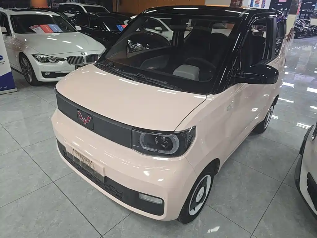 Wuling MINIEV