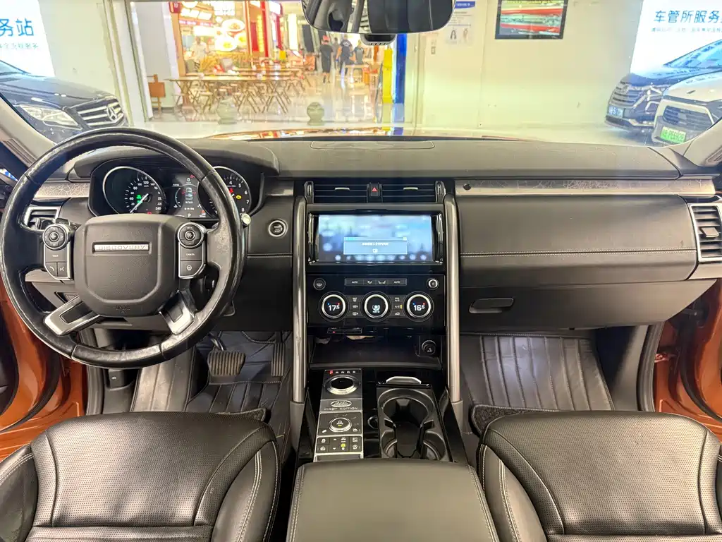 Land Rover Discovery — миниатюра 18