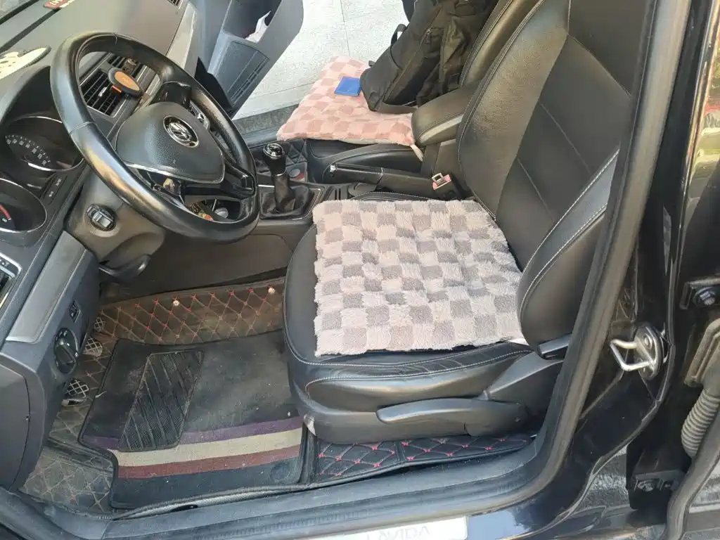 Volkswagen Lavida — миниатюра 11