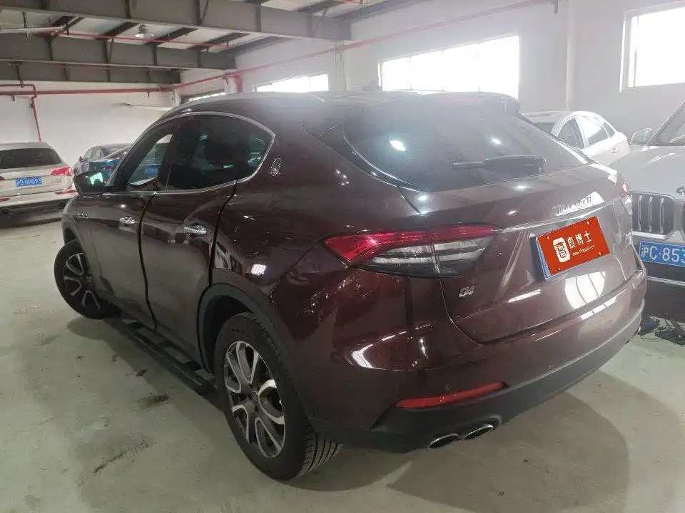 Maserati Levante — миниатюра 7