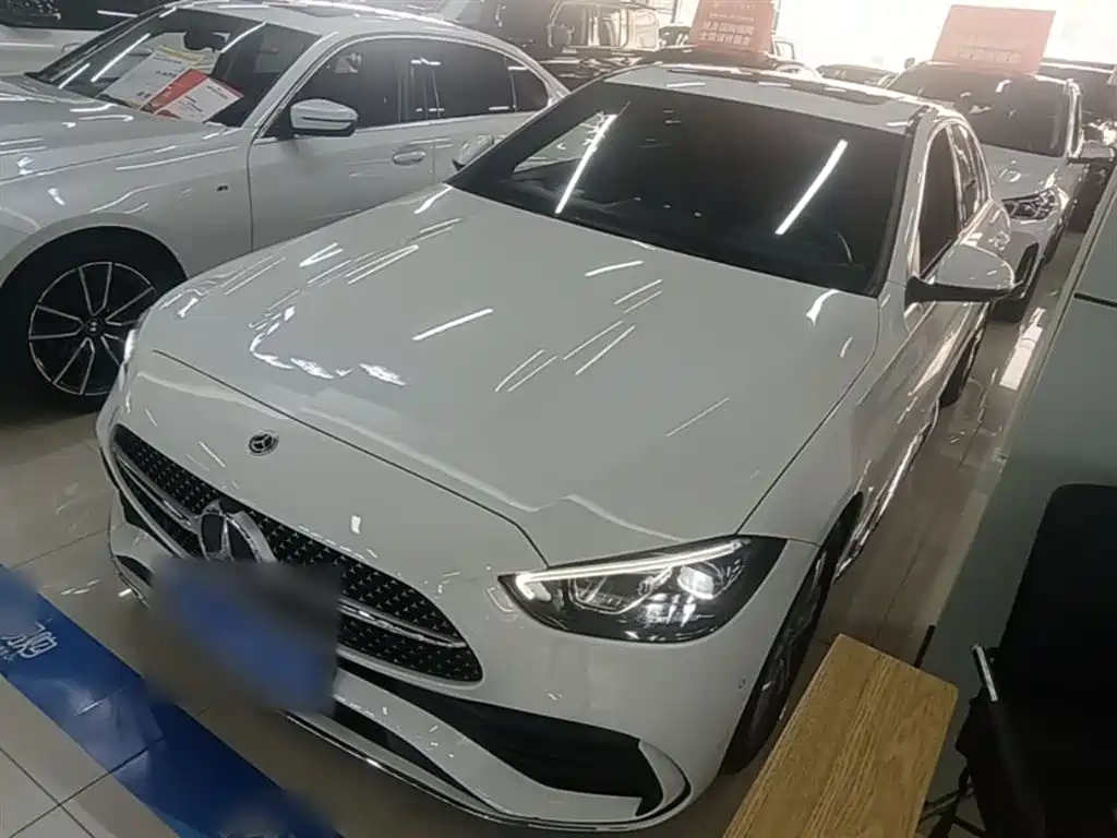 Mercedes-Benz C-Class 2022