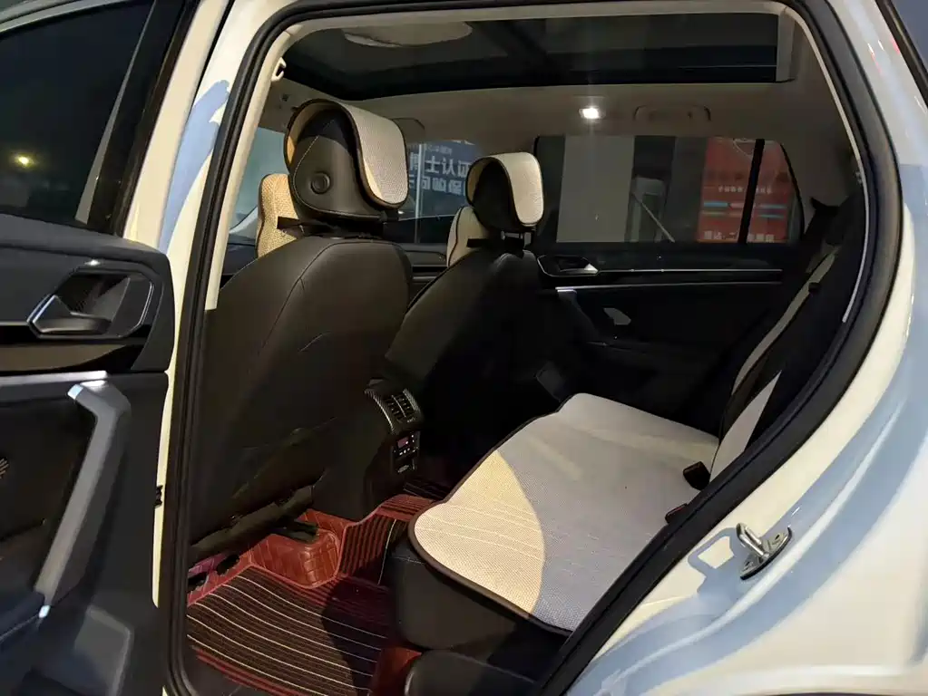 Volkswagen Tayron — миниатюра 4
