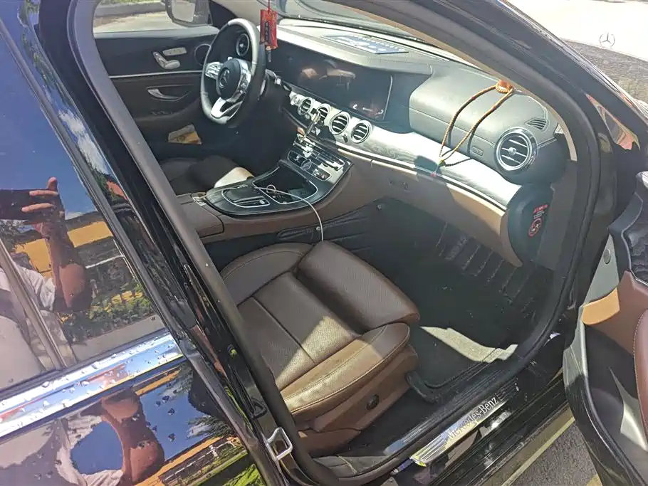 Mercedes-Benz E-Class E 2019 E 200 L Sport 4MATIC